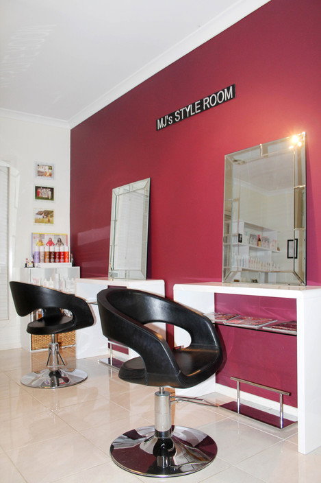 Hair Health & Beauty Professional - Gold Coast Hairdresser 0