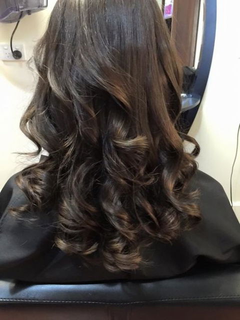 Janelle Pisani - Hair Stylist - Gold Coast Hairdresser 2