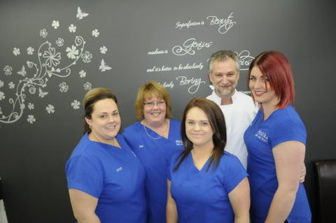 Medika Hair And Beauty - Gold Coast Hairdresser 1