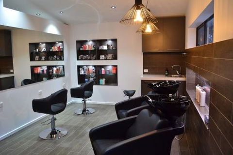 Hair Studio 16 - Gold Coast Hairdresser 2
