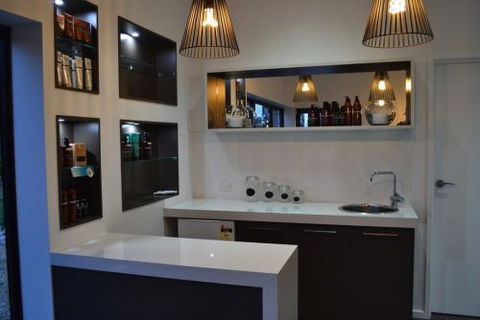 Hair Studio 16 - Gold Coast Hairdresser 3