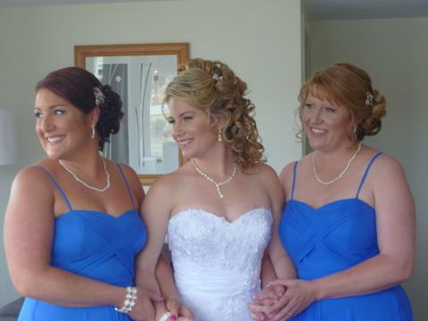 Anywhere Hair & Make Up - Gold Coast Hairdresser 1