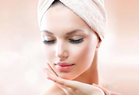 Kinks Hair+Beauty Salon - Gold Coast Hairdresser 1