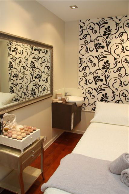 Suzina Melina Hair Beauty Lifestyle - Gold Coast Hairdresser 1