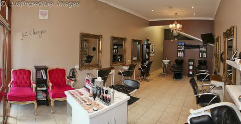 Renaissance Amor - Gold Coast Hairdresser 3