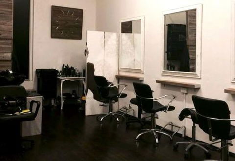 Hair By Jennifer Barker - Gold Coast Hairdresser 0