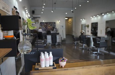 HQ Hair & Body - Gold Coast Hairdresser 0