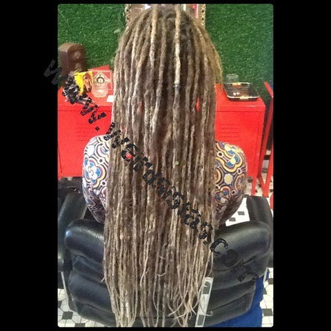 WeirdSistas - Gold Coast Hairdresser 0