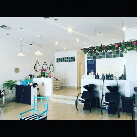 Harlow Hair Bar - Gold Coast Hairdresser 6