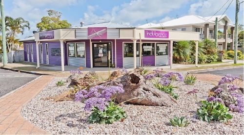 Urangan QLD Gold Coast Hairdresser