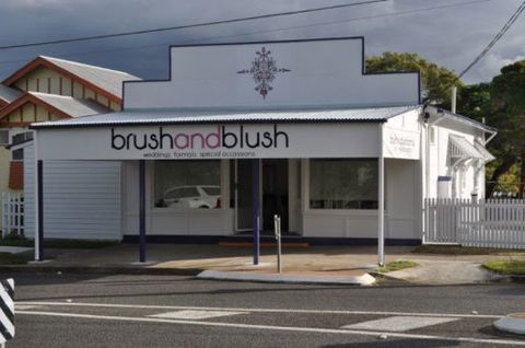 Brush And Blush - Gold Coast Hairdresser 0