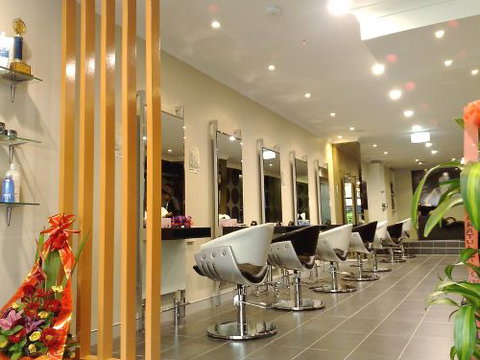 Instyle Hair Creations - Gold Coast Hairdresser 10