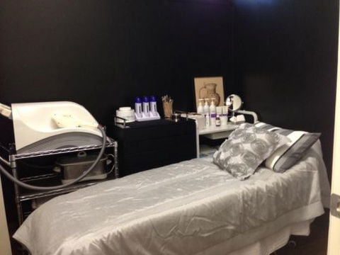 Embellish You - Gold Coast Hairdresser 1