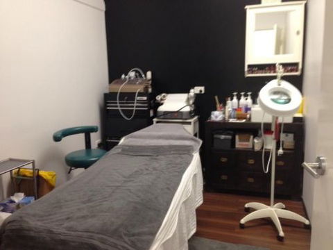 Embellish You - Gold Coast Hairdresser 2