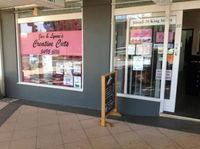 Jan amp Lynnes Creative Cuts