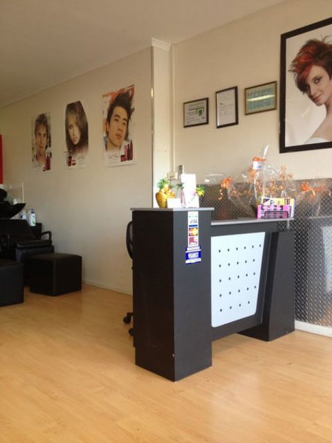 Crown Hair Studio - Gold Coast Hairdresser 1