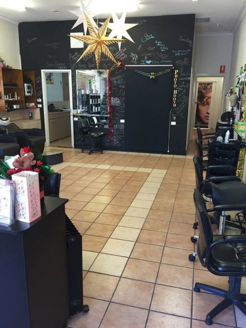 Style Hair And Beauty - Gold Coast Hairdresser 4