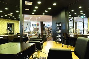 Takeshi & Team Japanese Hair Salon - Gold Coast Hairdresser 0