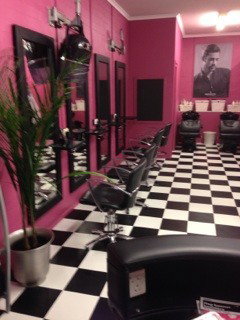 Memphis Hair Design - Gold Coast Hairdresser 2